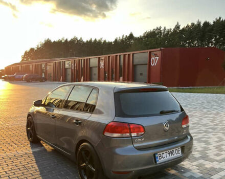 Серый Фольксваген Гольф, объемом двигателя 1.6 л и пробегом 250 тыс. км за 7800 $, фото 4 на Automoto.ua