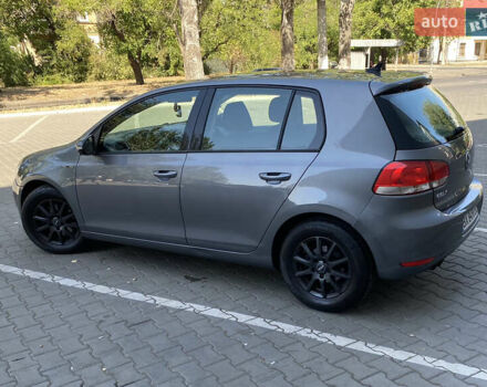 Серый Фольксваген Гольф, объемом двигателя 1.39 л и пробегом 300 тыс. км за 6700 $, фото 5 на Automoto.ua