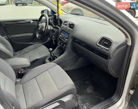 Серый Фольксваген Гольф, объемом двигателя 1.6 л и пробегом 267 тыс. км за 6650 $, фото 53 на Automoto.ua