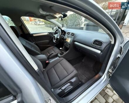 Сірий Фольксваген Гольф, об'ємом двигуна 1.39 л та пробігом 185 тис. км за 7999 $, фото 48 на Automoto.ua