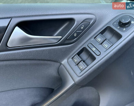 Серый Фольксваген Гольф, объемом двигателя 1.6 л и пробегом 155 тыс. км за 8450 $, фото 59 на Automoto.ua