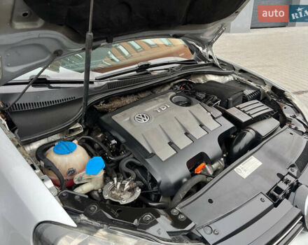 Серый Фольксваген Гольф, объемом двигателя 1.6 л и пробегом 267 тыс. км за 6650 $, фото 57 на Automoto.ua