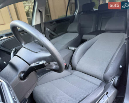 Серый Фольксваген Гольф, объемом двигателя 1.6 л и пробегом 155 тыс. км за 8450 $, фото 53 на Automoto.ua