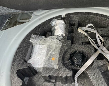 Сірий Фольксваген Гольф, об'ємом двигуна 1.39 л та пробігом 137 тис. км за 7700 $, фото 8 на Automoto.ua