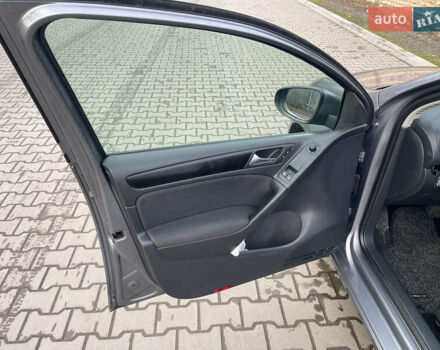 Сірий Фольксваген Гольф, об'ємом двигуна 1.39 л та пробігом 203 тис. км за 7700 $, фото 30 на Automoto.ua