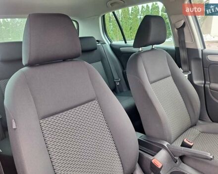 Серый Фольксваген Гольф, объемом двигателя 1.6 л и пробегом 223 тыс. км за 7650 $, фото 33 на Automoto.ua