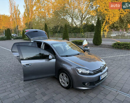 Серый Фольксваген Гольф, объемом двигателя 1.6 л и пробегом 155 тыс. км за 8450 $, фото 18 на Automoto.ua