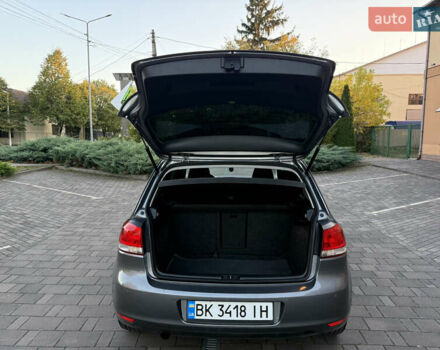 Серый Фольксваген Гольф, объемом двигателя 1.6 л и пробегом 155 тыс. км за 8450 $, фото 38 на Automoto.ua