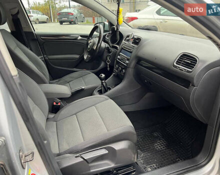 Серый Фольксваген Гольф, объемом двигателя 1.6 л и пробегом 267 тыс. км за 6650 $, фото 51 на Automoto.ua