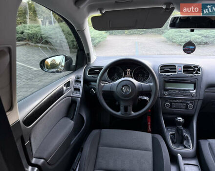 Серый Фольксваген Гольф, объемом двигателя 1.6 л и пробегом 155 тыс. км за 8450 $, фото 51 на Automoto.ua