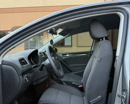 Серый Фольксваген Гольф, объемом двигателя 1.6 л и пробегом 155 тыс. км за 8450 $, фото 49 на Automoto.ua