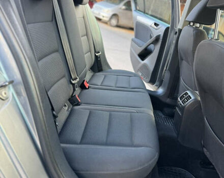 Сірий Фольксваген Гольф, об'ємом двигуна 1.39 л та пробігом 215 тис. км за 8700 $, фото 19 на Automoto.ua