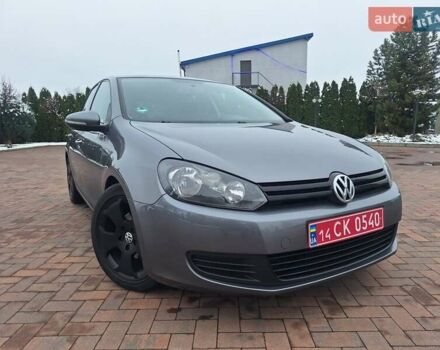Серый Фольксваген Гольф, объемом двигателя 1.6 л и пробегом 223 тыс. км за 7650 $, фото 2 на Automoto.ua