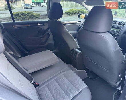 Серый Фольксваген Гольф, объемом двигателя 1.6 л и пробегом 155 тыс. км за 8450 $, фото 45 на Automoto.ua