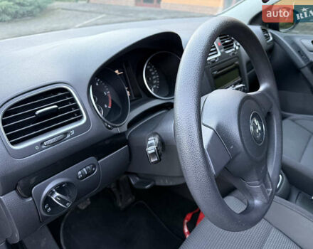 Серый Фольксваген Гольф, объемом двигателя 1.6 л и пробегом 155 тыс. км за 8450 $, фото 58 на Automoto.ua