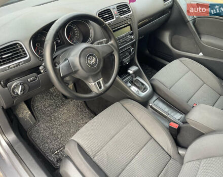 Сірий Фольксваген Гольф, об'ємом двигуна 1.39 л та пробігом 203 тис. км за 7700 $, фото 29 на Automoto.ua