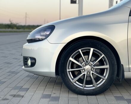 Серый Фольксваген Гольф, объемом двигателя 1.4 л и пробегом 232 тыс. км за 7300 $, фото 14 на Automoto.ua