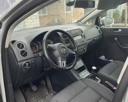 Серый Фольксваген Гольф, объемом двигателя 1.6 л и пробегом 250 тыс. км за 7000 $, фото 3 на Automoto.ua