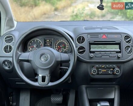 Серый Фольксваген Гольф, объемом двигателя 1.39 л и пробегом 166 тыс. км за 8500 $, фото 17 на Automoto.ua