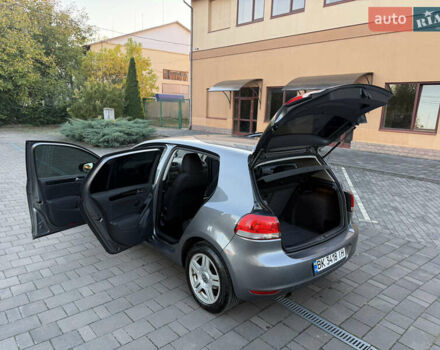 Серый Фольксваген Гольф, объемом двигателя 1.6 л и пробегом 155 тыс. км за 8450 $, фото 15 на Automoto.ua