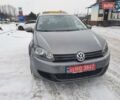 Серый Фольксваген Гольф, объемом двигателя 1.6 л и пробегом 215 тыс. км за 8200 $, фото 2 на Automoto.ua