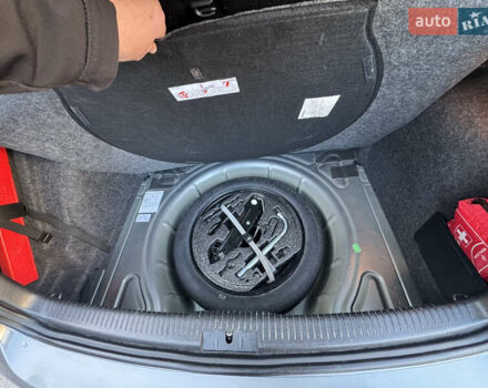 Сірий Фольксваген Гольф, об'ємом двигуна 1.39 л та пробігом 215 тис. км за 8700 $, фото 32 на Automoto.ua