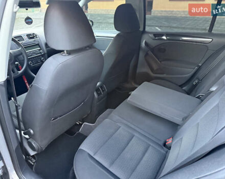 Серый Фольксваген Гольф, объемом двигателя 1.6 л и пробегом 155 тыс. км за 8450 $, фото 36 на Automoto.ua