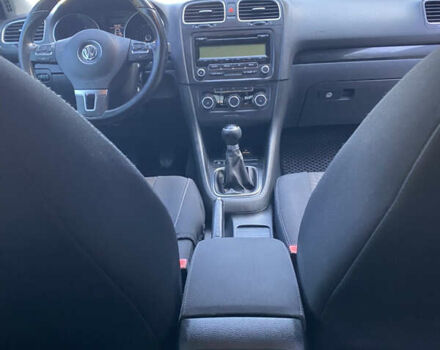 Серый Фольксваген Гольф, объемом двигателя 1.6 л и пробегом 280 тыс. км за 6699 $, фото 17 на Automoto.ua