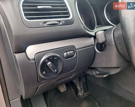 Серый Фольксваген Гольф, объемом двигателя 1.6 л и пробегом 223 тыс. км за 7650 $, фото 42 на Automoto.ua