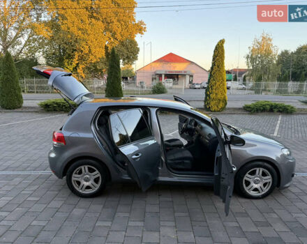 Серый Фольксваген Гольф, объемом двигателя 1.6 л и пробегом 155 тыс. км за 8450 $, фото 17 на Automoto.ua