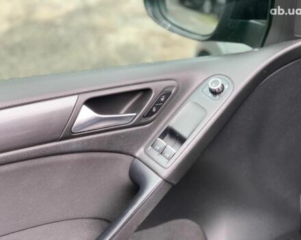 Сірий Фольксваген Гольф, об'ємом двигуна 1.6 л та пробігом 223 тис. км за 8790 $, фото 21 на Automoto.ua