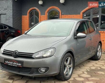 Серый Фольксваген Гольф, объемом двигателя 1.39 л и пробегом 286 тыс. км за 7777 $, фото 1 на Automoto.ua