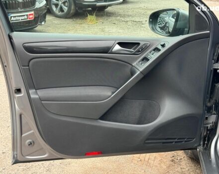 Сірий Фольксваген Гольф, об'ємом двигуна 1.6 л та пробігом 250 тис. км за 8690 $, фото 10 на Automoto.ua