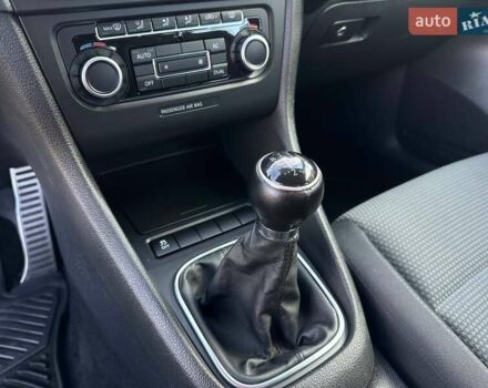 Серый Фольксваген Гольф, объемом двигателя 1.39 л и пробегом 248 тыс. км за 8200 $, фото 38 на Automoto.ua