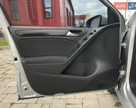 Серый Фольксваген Гольф, объемом двигателя 2 л и пробегом 257 тыс. км за 8350 $, фото 55 на Automoto.ua