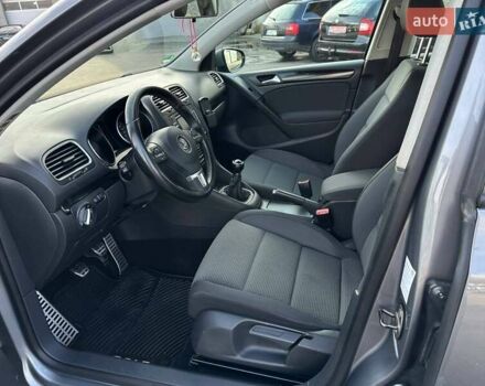 Серый Фольксваген Гольф, объемом двигателя 1.39 л и пробегом 248 тыс. км за 8200 $, фото 33 на Automoto.ua