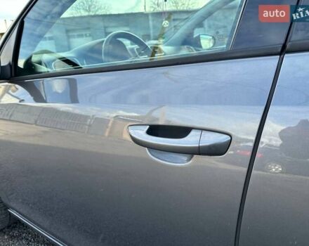 Серый Фольксваген Гольф, объемом двигателя 1.39 л и пробегом 248 тыс. км за 8200 $, фото 24 на Automoto.ua