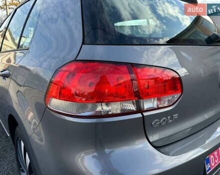 Серый Фольксваген Гольф, объемом двигателя 1.39 л и пробегом 248 тыс. км за 8200 $, фото 15 на Automoto.ua