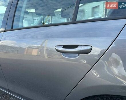 Серый Фольксваген Гольф, объемом двигателя 1.39 л и пробегом 248 тыс. км за 8200 $, фото 25 на Automoto.ua