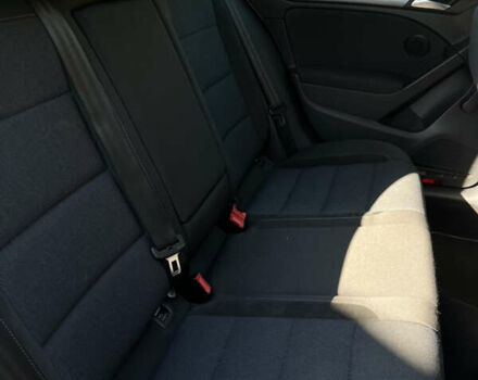 Сірий Фольксваген Гольф, об'ємом двигуна 1.6 л та пробігом 228 тис. км за 9700 $, фото 11 на Automoto.ua