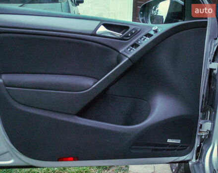 Серый Фольксваген Гольф, объемом двигателя 1.2 л и пробегом 235 тыс. км за 9200 $, фото 37 на Automoto.ua