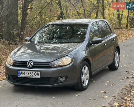 Серый Фольксваген Гольф, объемом двигателя 1.6 л и пробегом 284 тыс. км за 7750 $, фото 2 на Automoto.ua
