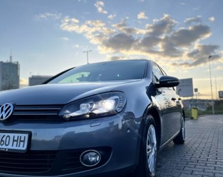 Серый Фольксваген Гольф, объемом двигателя 1.4 л и пробегом 250 тыс. км за 8200 $, фото 2 на Automoto.ua