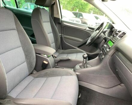 Сірий Фольксваген Гольф, об'ємом двигуна 1.6 л та пробігом 223 тис. км за 8790 $, фото 35 на Automoto.ua