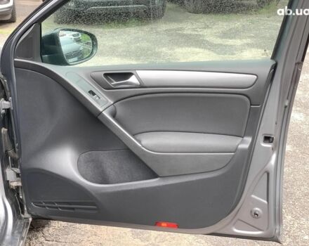 Сірий Фольксваген Гольф, об'ємом двигуна 1.6 л та пробігом 223 тис. км за 8790 $, фото 18 на Automoto.ua