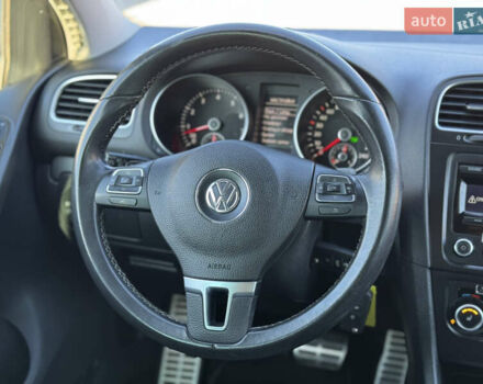 Серый Фольксваген Гольф, объемом двигателя 1.39 л и пробегом 200 тыс. км за 9200 $, фото 33 на Automoto.ua