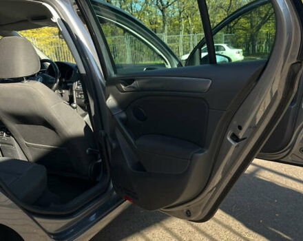 Сірий Фольксваген Гольф, об'ємом двигуна 1.6 л та пробігом 228 тис. км за 9700 $, фото 9 на Automoto.ua