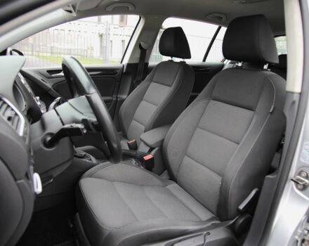 Серый Фольксваген Гольф, объемом двигателя 1.4 л и пробегом 126 тыс. км за 9000 $, фото 6 на Automoto.ua