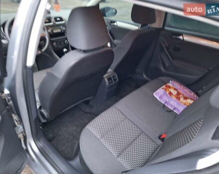 Серый Фольксваген Гольф, объемом двигателя 1.2 л и пробегом 214 тыс. км за 7800 $, фото 1 на Automoto.ua