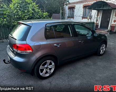 Серый Фольксваген Гольф, объемом двигателя 1.6 л и пробегом 250 тыс. км за 8500 $, фото 2 на Automoto.ua